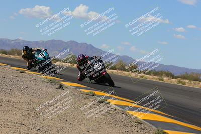 media/Oct-08-2022-SoCal Trackdays (Sat) [[1fc3beec89]]/Turn 7 Inside (145pm)/